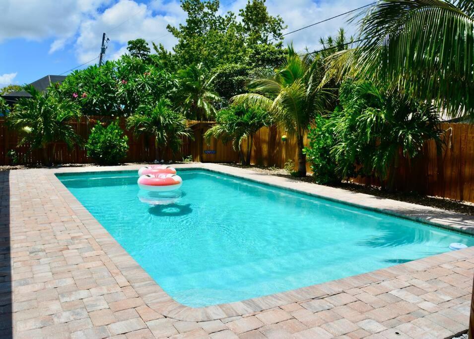 Tropical Retreat Near Beaches, Cruise Terminals Merritt Island Экстерьер фото
