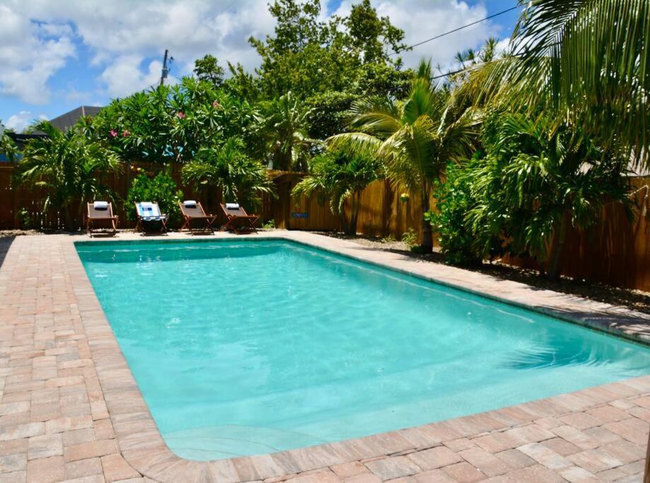 Tropical Retreat Near Beaches, Cruise Terminals Merritt Island Экстерьер фото