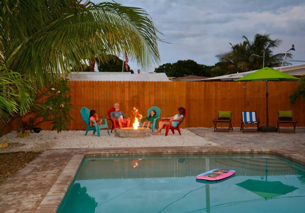 Tropical Retreat Near Beaches, Cruise Terminals Merritt Island Экстерьер фото